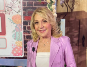 Evelina Flachi biografia: chi è, età, altezza, peso, figli, marito, libri, carriera, Instagram e vita privata