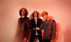 Isoladellerose biografia: chi sono, componenti, età, canzoni, Instagram, significato nome band e vita privata