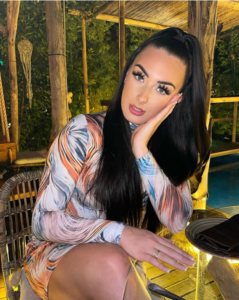 Leah Monroe biografia: chi è, età, altezza, peso, tatuaggi, figli, marito, Instagram e vita privata