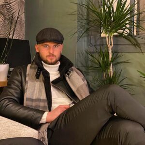 Nikita Contini biografia: chi è, età, altezza, peso, tatuaggi, figli, moglie, carriera, Instagram e vita privata