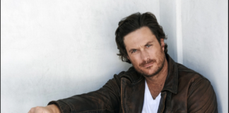 Oliver Hudson biografia: chi è, età, altezza, peso, figli, moglie, carriera, Instagram e vita privata