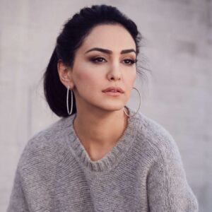 Nazanin Boniadi biografia: chi è, età, altezza, peso, figli, marito, carriera, Instagram e vita privata
