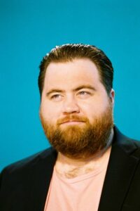 Paul Walter Hauser biografia: chi è, età, altezza, peso, figli, moglie, carriera, Instagram e vita privata