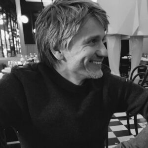 Stanislas Merhar biografia: chi è, età, altezza, peso, carriera, figli, moglie, Instagram e vita privata
