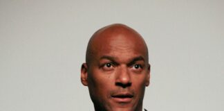 Colin Salmon biografia: chi è, età, altezza, peso, figli, moglie, carriera, Instagram e vita privata