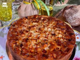 Come fare Torta di mele di Sal De Riso: cosa occorre, procedimento e video ricetta