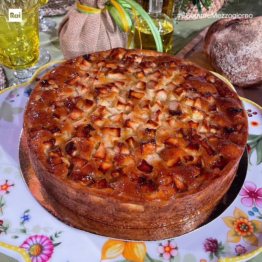 Come fare Torta di mele di Sal De Riso: cosa occorre, procedimento e ...