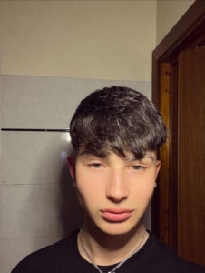 Filippo Vozzolo biografia: chi è, età, altezza, peso, tatuaggi, fidanzata, TikTok, Instagram e vita privata
