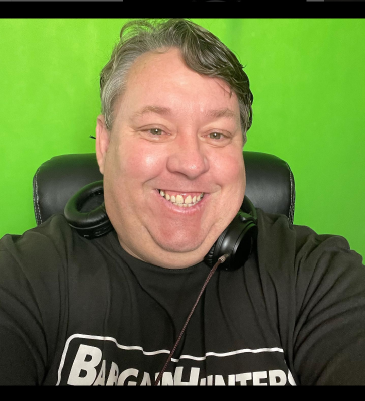 Rene Nezhoda biografia: chi è, età, altezza, peso, figli, moglie ...