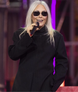 Anna Oxa biografia: chi è, età, altezza, peso, figli, marito, carriera, canzoni, Instagram e vita privata