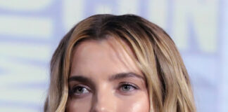 Betty Gilpin biografia: chi è, età, altezza, peso, figli, marito, carriera, Instagram e vita privata