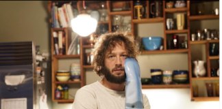 Ebon Moss-Bachrach biografia: chi è, età, altezza, peso, figli, moglie, carriera, Instagram e vita privata