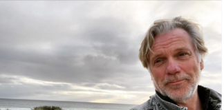 Erik Thomson biografia: chi è, età, altezza, peso, figli, moglie, carriera, Instagram e vita privata