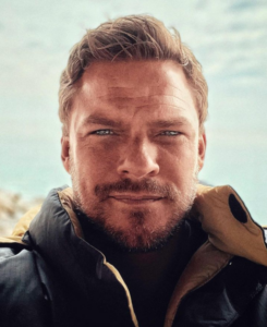 Alan Ritchson biografia: chi è, età, altezza, peso, figli, moglie, carriera, Instagram e vita privata