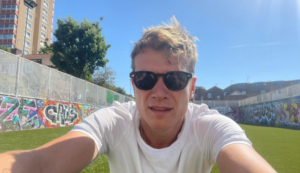 Ed Speleers biografia: chi è, età, altezza, peso, figli, moglie, carriera, Instagram e vita privata