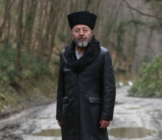 Hakan Salınmış biografia: chi è, età, altezza, peso, figli, moglie, carriera, Instagram e vita privata