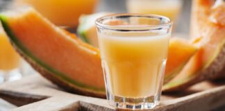 Come fare il liquore crema di Meloncello: cosa occorre, ingredienti e preparazione