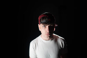 Wavy (Stefano Scelfo) biografia: chi è, età, altezza, peso, fidanzata, carriera, canzoni, Instagram e vita privata