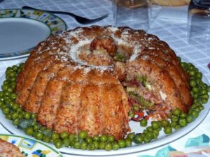 Come fare il Sartù di Riso al forno alla Napoletana: ricetta passo passo, ingredienti e procedimento