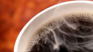Perché la Macchinetta del Caffè Fa il Caffè Acquoso: Cause e Soluzioni