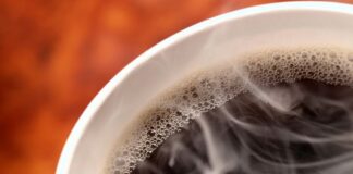 Perché la Macchinetta del Caffè Fa il Caffè Acquoso: Cause e Soluzioni