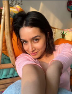 Shraddha Kapoor biografia: chi è, età, altezza, peso, figli, marito, carriera, Instagram e vita privata