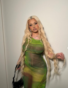 Alabama Barker biografia: chi è, età, altezza, peso, fidanzato, carriera, Instagram, TikTok e vita privata