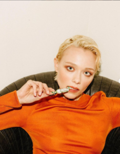 Ivanna Sakhno biografia: chi è, età, altezza, peso, figli, marito, carriera, Instagram e vita privata