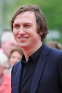 Lars Eidinger biografia: chi è, età, altezza, peso, figli, moglie, carriera, Instagram e vita privata