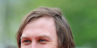 Lars Eidinger biografia: chi è, età, altezza, peso, figli, moglie, carriera, Instagram e vita privata