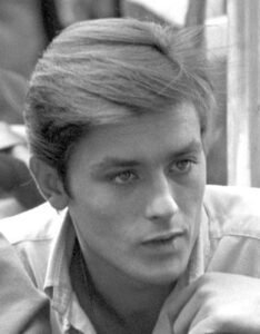 Alain Delon biografia chi è, età, altezza, peso, figli, moglie, carriera, successi, malattia e vita privata
