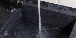 Come pulire il lavello da cucina in Fragranite: tipologie, consigli, metodi e guida
