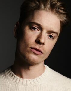 Freddie Fox biografia: chi è, età, altezza, peso, figli, moglie, carriera, Instagram e vita privata