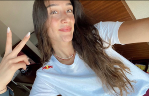 Hande Baladin biografia: chi è, età, altezza, peso, fidanzato, carriera, Instagram e vita privata
