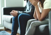 Che cos'è la crisi del settimo anno? Significato, le sfide e i consigli per superarla