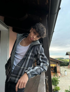 Simon Clavenna biografia: chi è, età, altezza, peso, fidanzata, fratello, Instagram, TikTok e vita privata