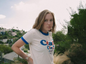 Hannah Einbinder biografia: chi è, età, altezza, peso, carriera, successi, figli, marito, Instagram e vita privata