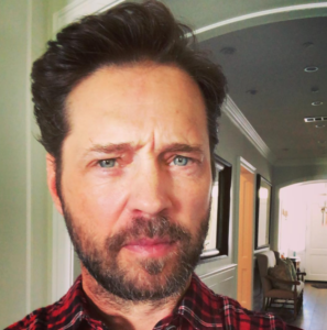 Jason Priestley biografia: chi è, età, altezza, peso, figli, moglie, carriera, incidente, Instagram e vita privata