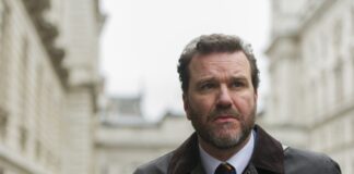 Douglas Hodge biografia: chi è, età, altezza, peso, carriera, figli, moglie, Instagram e vita privata