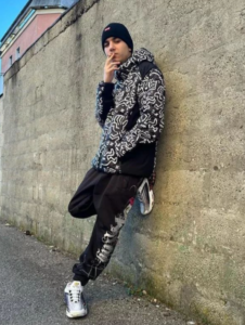 Mikush (Michele Di Sabato) chi è? Biografia, età, canzoni, carriera, fidanzata, Instagram e vita privata