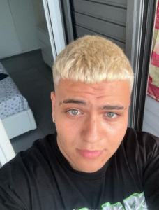 Plug (Andrea Buono) chi è? Biografia, età, canzoni, carriera, fidanzata, Instagram, YouTube e vita privata