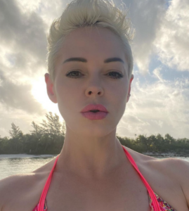 Rose McGowan biografia: chi è, età, altezza, peso, carriera, figli, marito, Instagram e vita privata