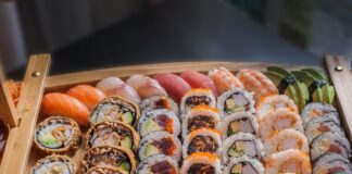 Mangiare Sushi fa ingrassare? Calorie, Dieta, Quanti pezzi mangiare, curiosità e consigli
