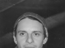 Moisés Arias biografia: chi è, età, altezza, carriera, fidanzata, Instagram e vita privata