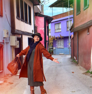Feride Çetin biografia: chi è, età, altezza, peso, carriera, figli, marito, Instagram e vita privata