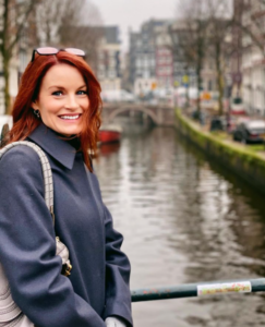 Laura Leighton biografia: chi è, età, altezza, peso, carriera, figli, marito, Instagram e vita privata