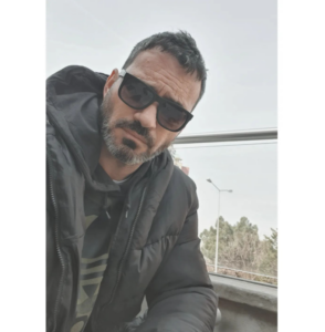 Serdar Özer biografia: chi è, età, altezza, peso, carriera, figli, moglie, Instagram e vita privata
