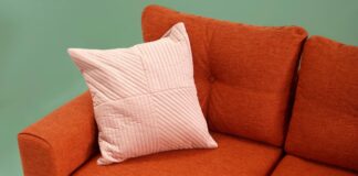 Come Lavare un Divano Non Sfoderabile: Guida Completa