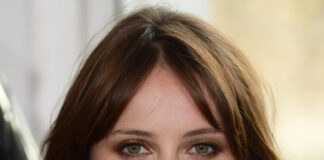 Felicity Jones chi è? Biografia, età, altezza, peso, carriera, figli, marito, Instagram e vita privata