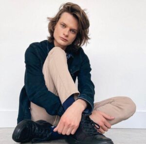 Charlie Tahan chi è? Biografia, età, altezza, carriera, partner, Instagram e vita privata